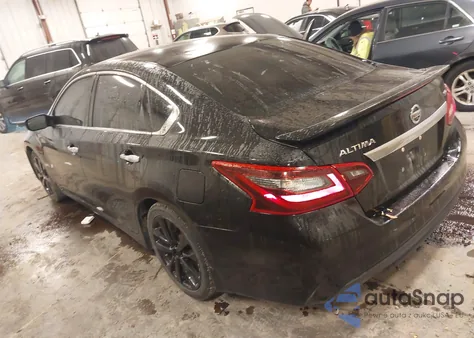 2017 Nissan Altima 2.5 Sr из США, поврежденный, VIN 1N4AL3AP1HC479411